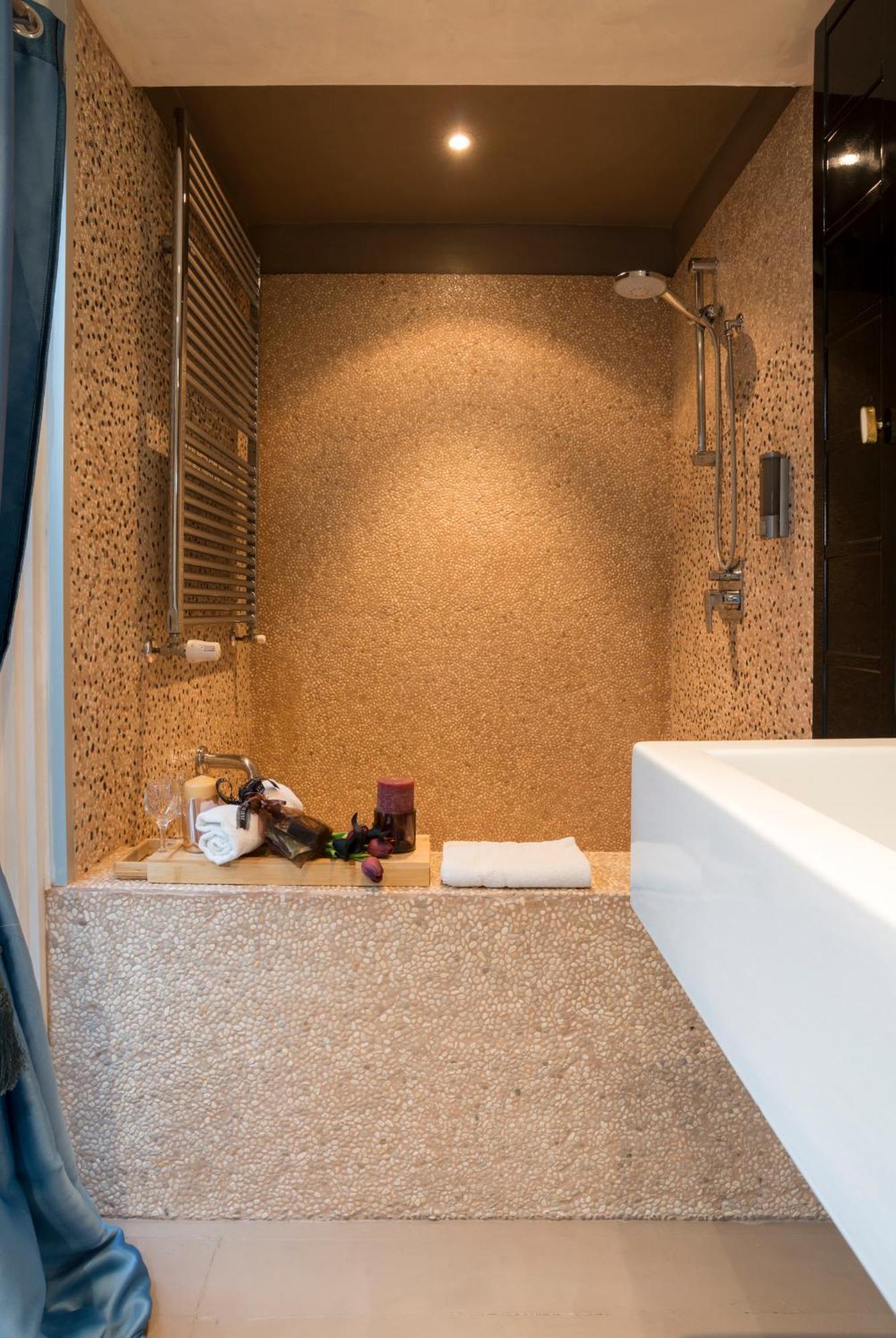Luxury Piazza Di Spagna Escape With Private Appartamento