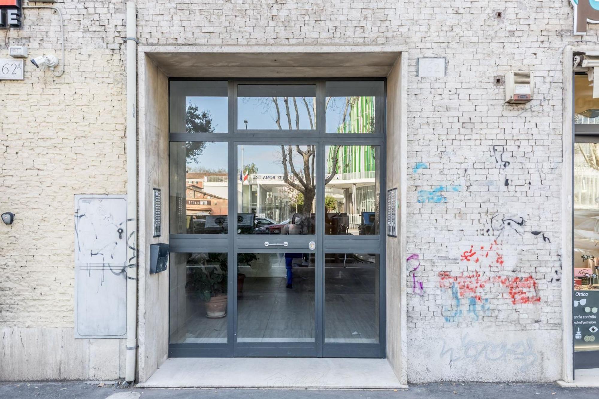 Casa Nina Ostiense - Tre - By Ghor * Rome