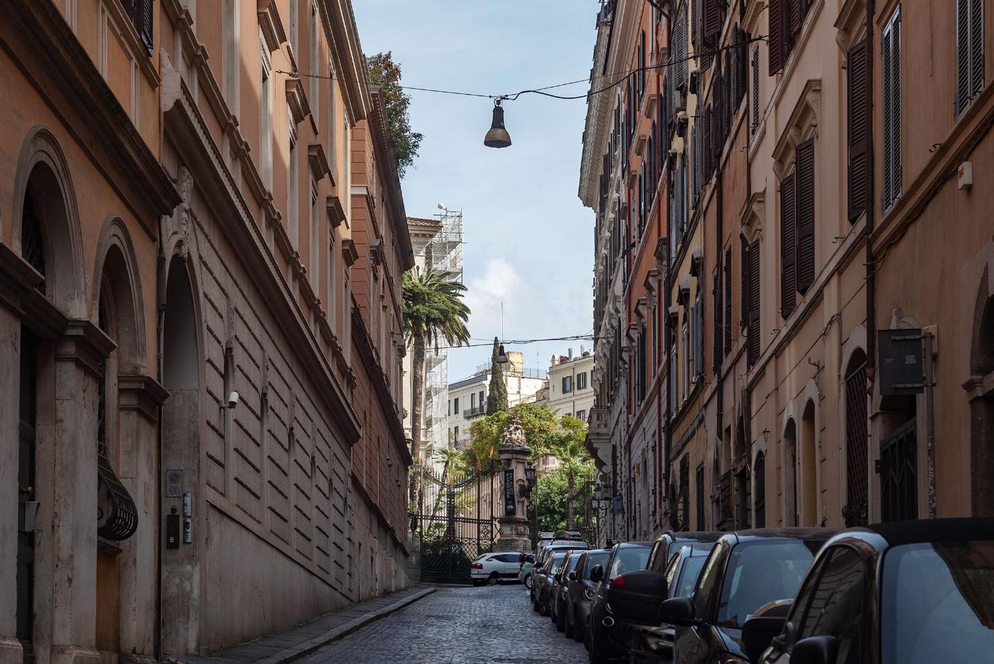 Rasella 21 - Fromhometorome Rome