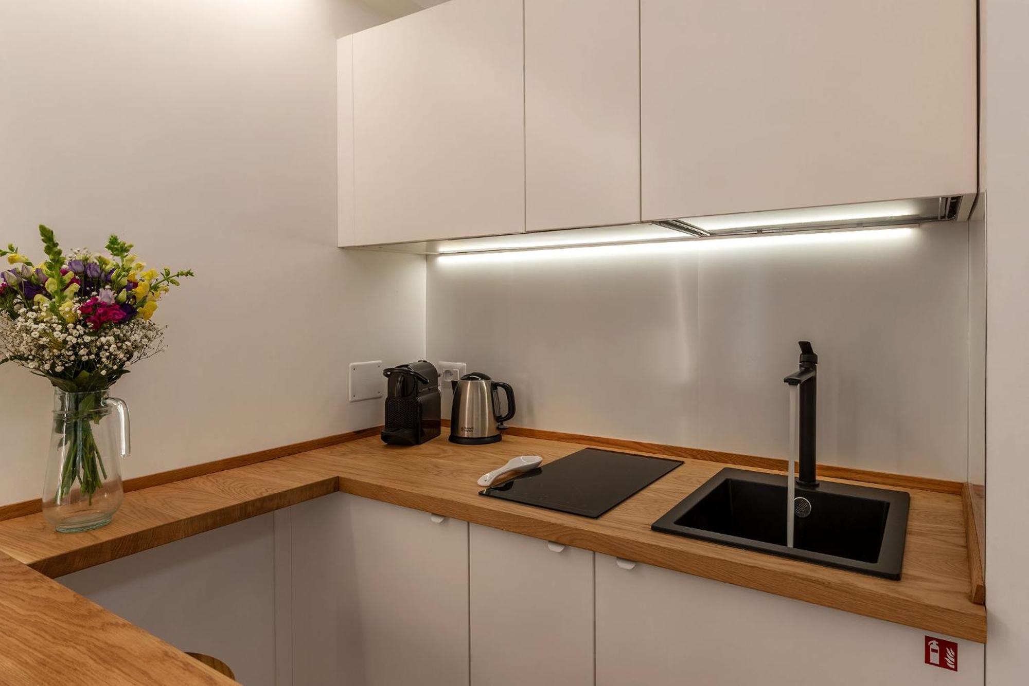 Apartment Rasella 21 - Fromhometorome Rome