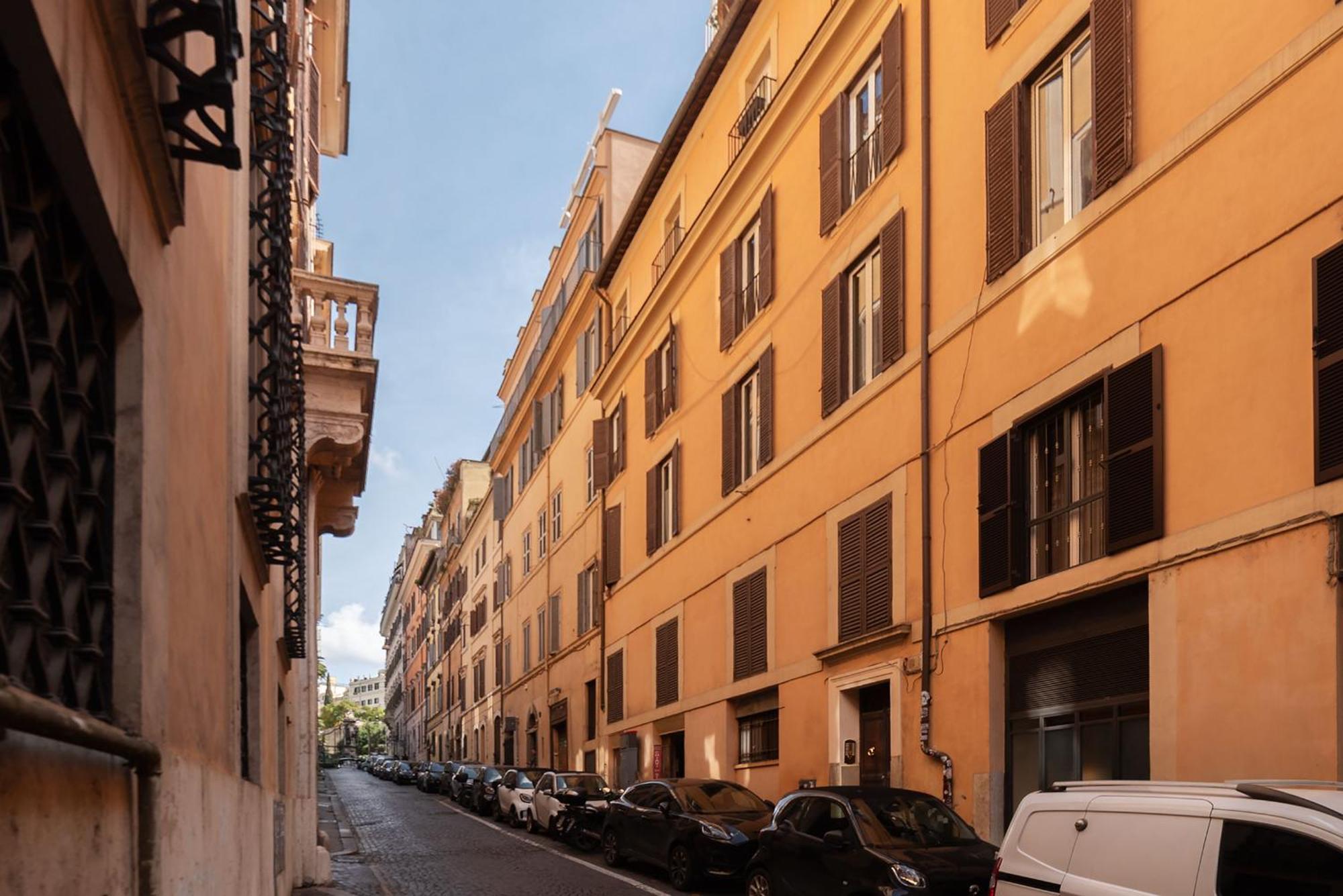 Rasella 21 - Fromhometorome Apartment