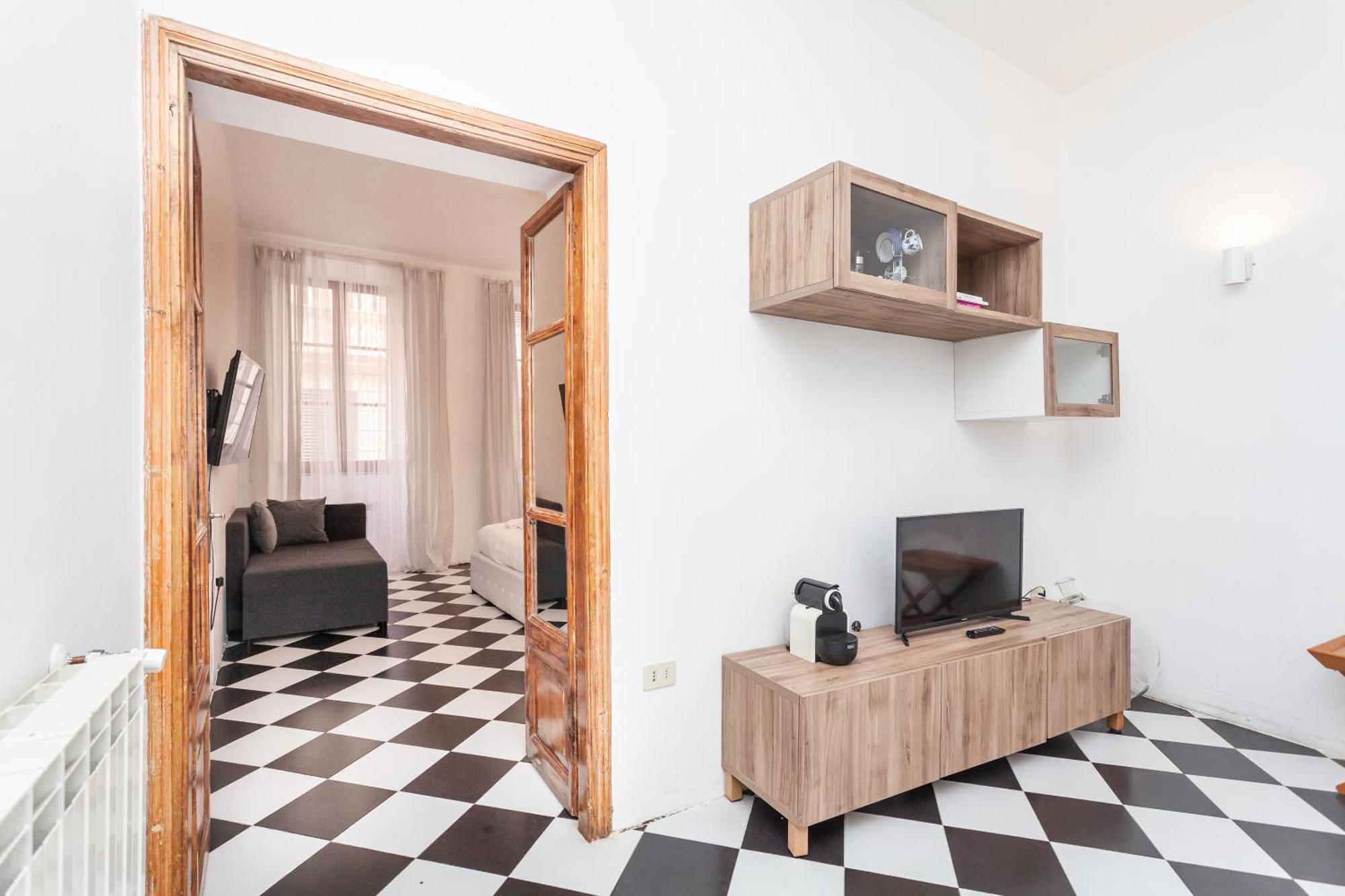 Palazzo Sant'elena - By Openroma *