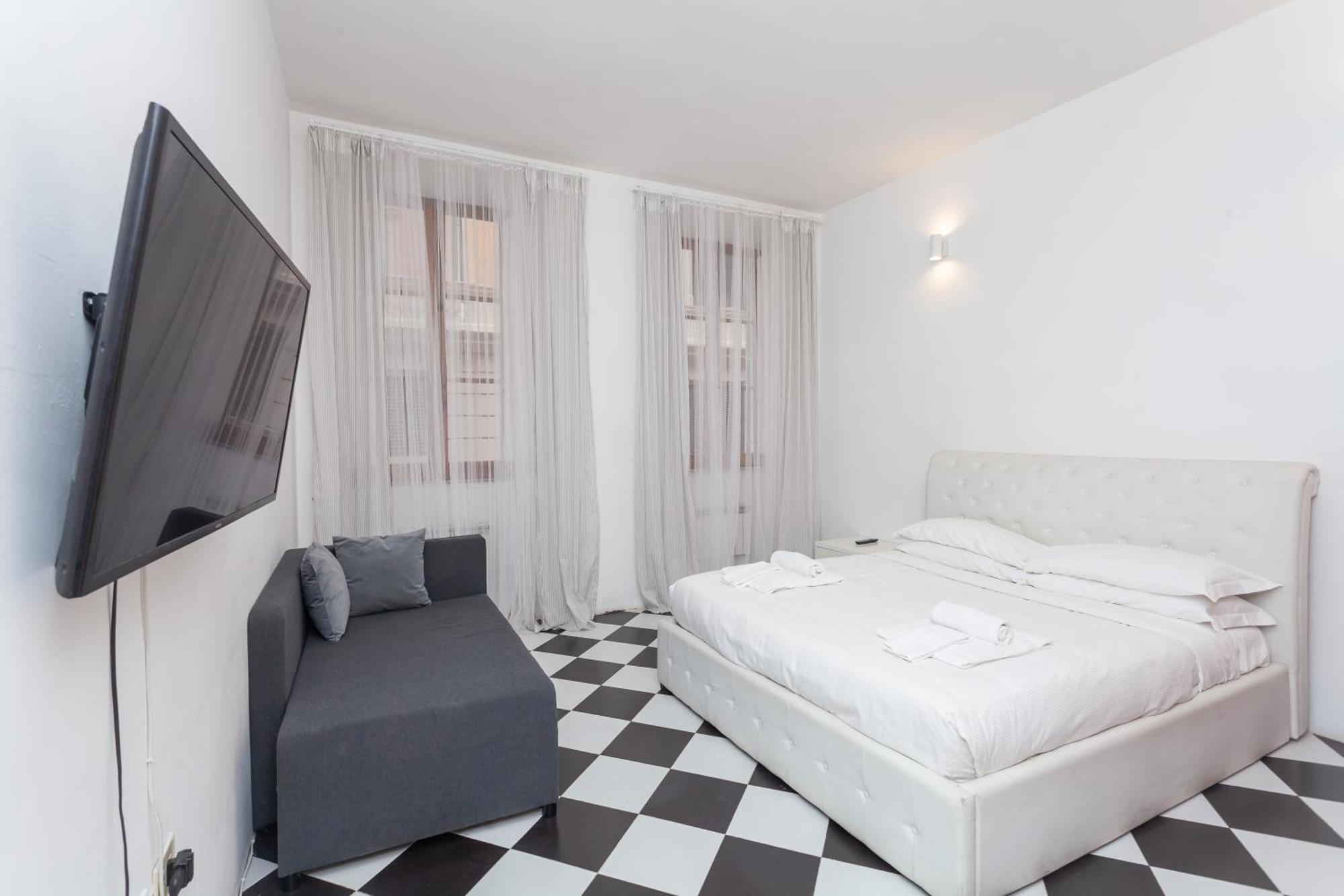 Palazzo Sant'elena - By Openroma Apartment Rome