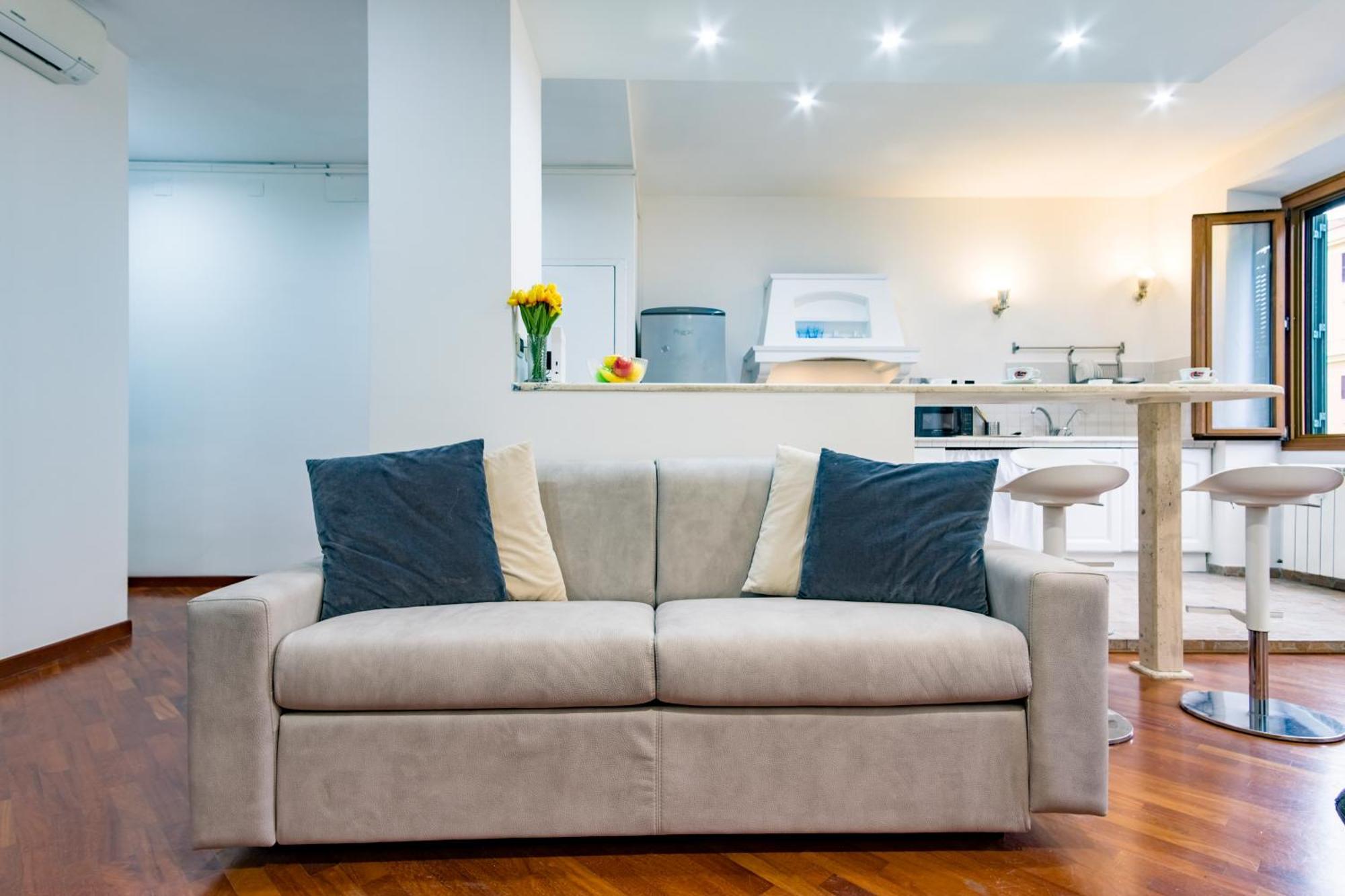 Elegantis San Giovanni - Easily Get To The Historic Center, Metro, Tram And Bus Are Nearby