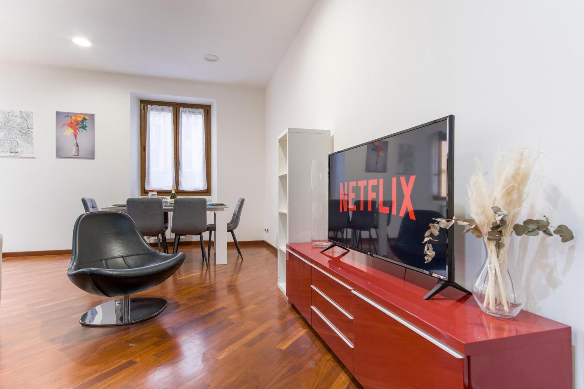 Elegantis San Giovanni - Easily Get To The Historic Center, Metro, Tram And Bus Are Nearby Rome