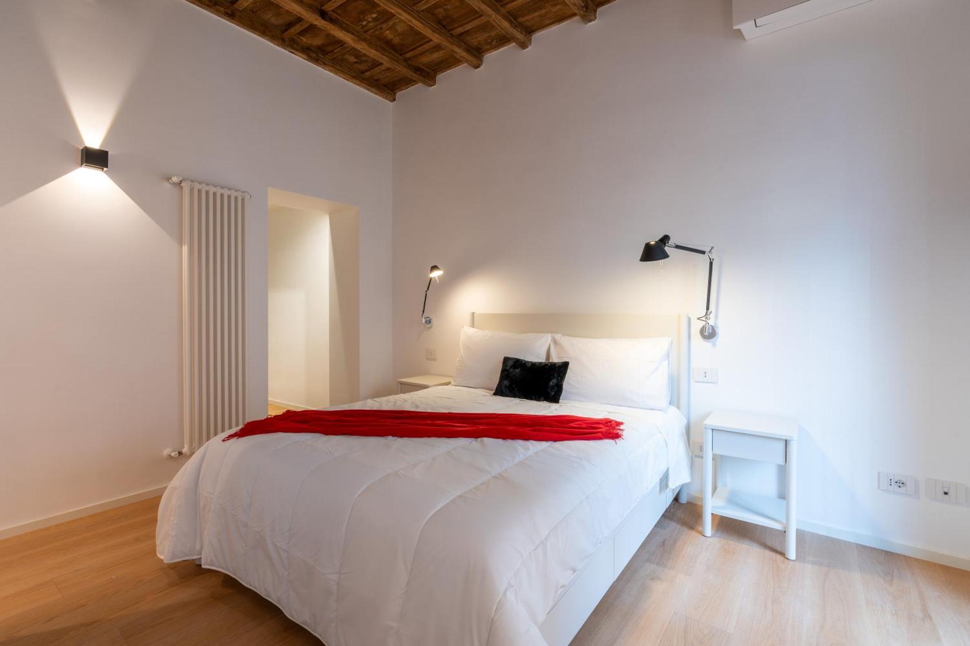 Sotto Al Letto Del Papa - Borgo Pio - Vaticano Apartment *
