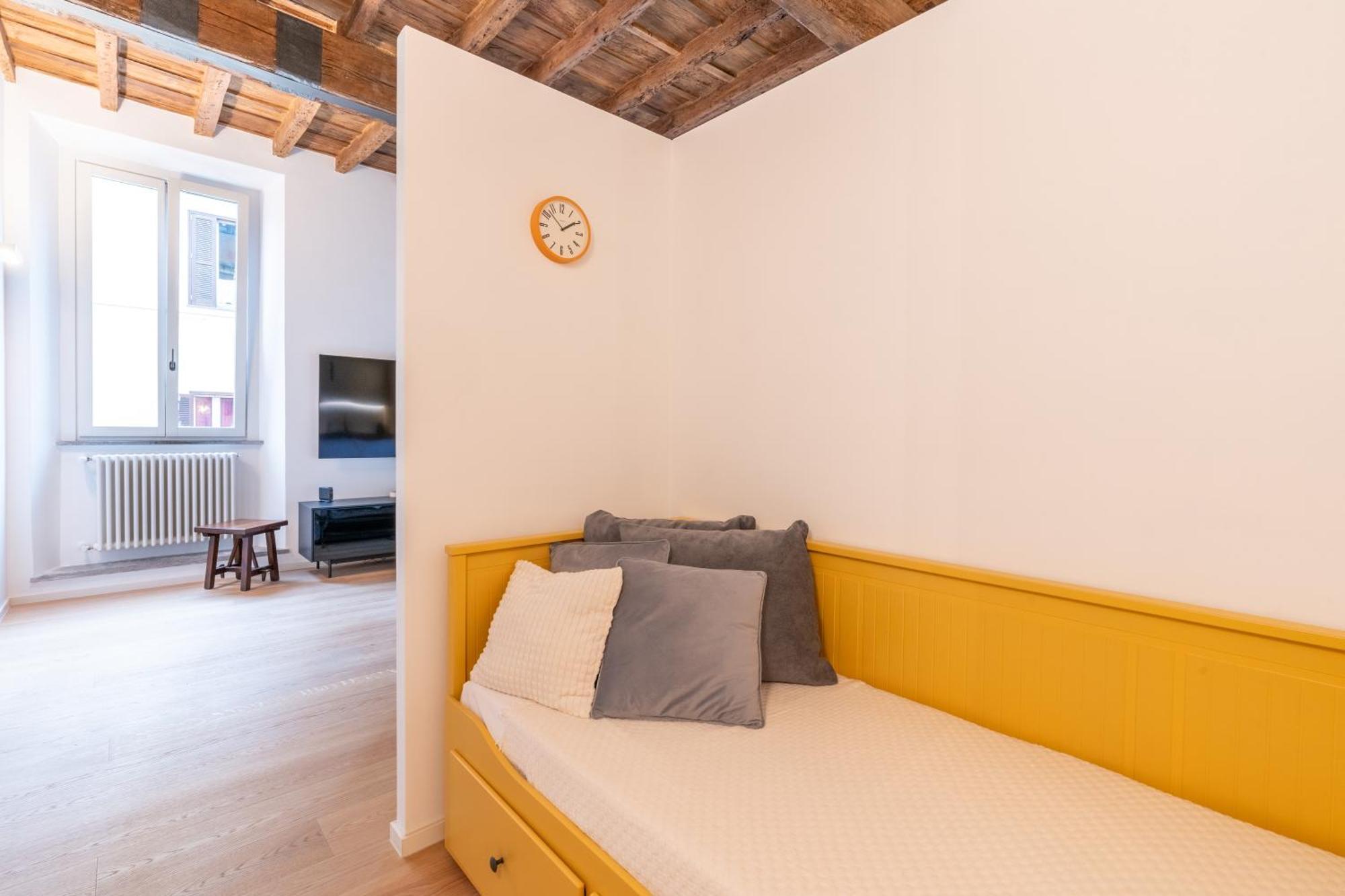 Sotto Al Letto Del Papa - Borgo Pio - Vaticano Apartment