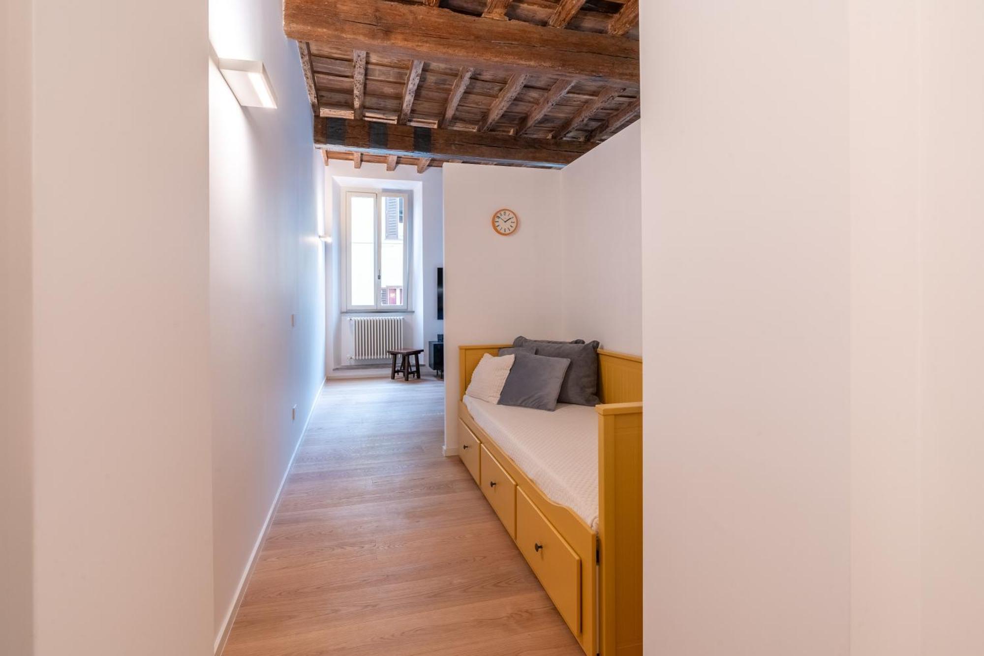 Sotto Al Letto Del Papa - Borgo Pio - Vaticano