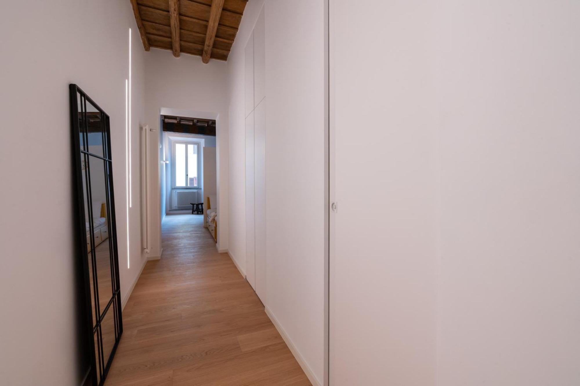 Sotto Al Letto Del Papa - Borgo Pio - Vaticano Apartment