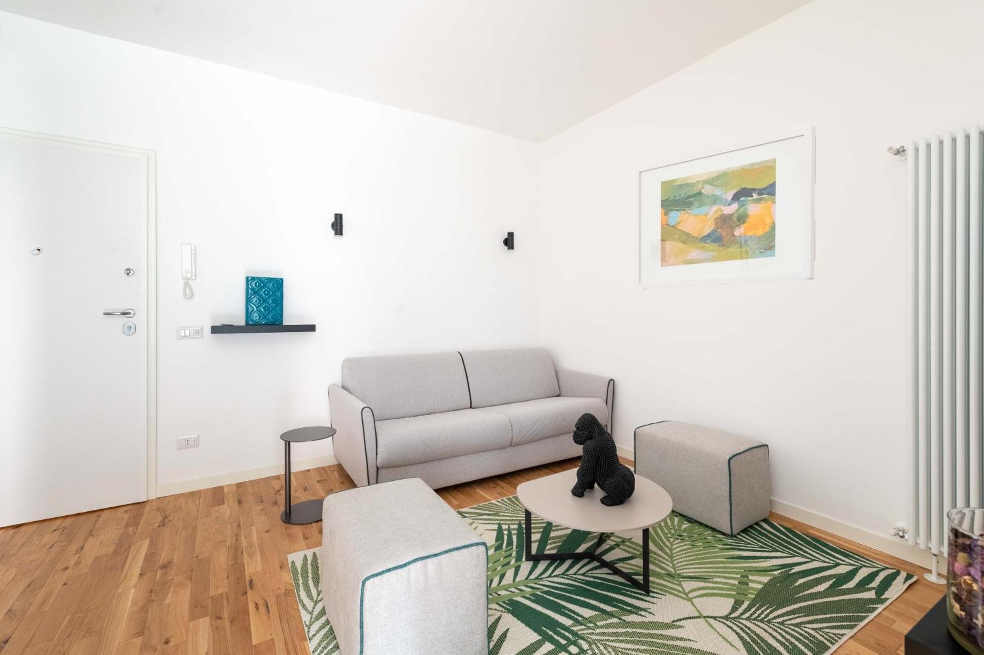 Domus 50 * Rome
