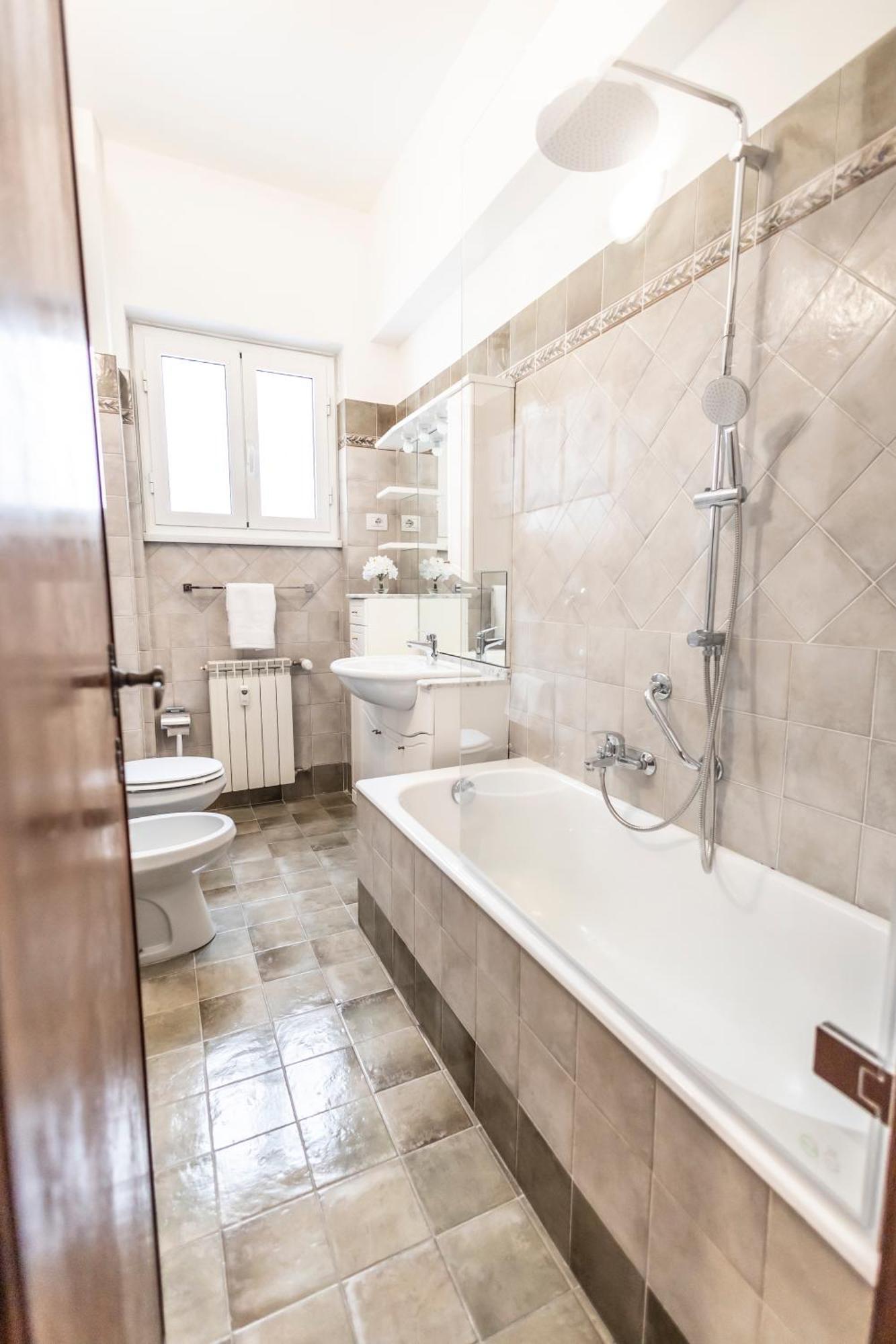 Dimora 247 Apartment Rome