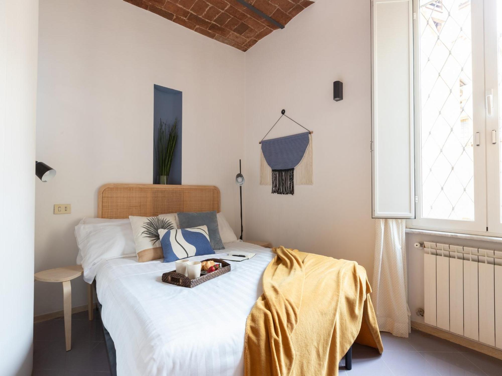 The Rent - Two-bedroom With Terrace Near Trevi Fountain Appartement *