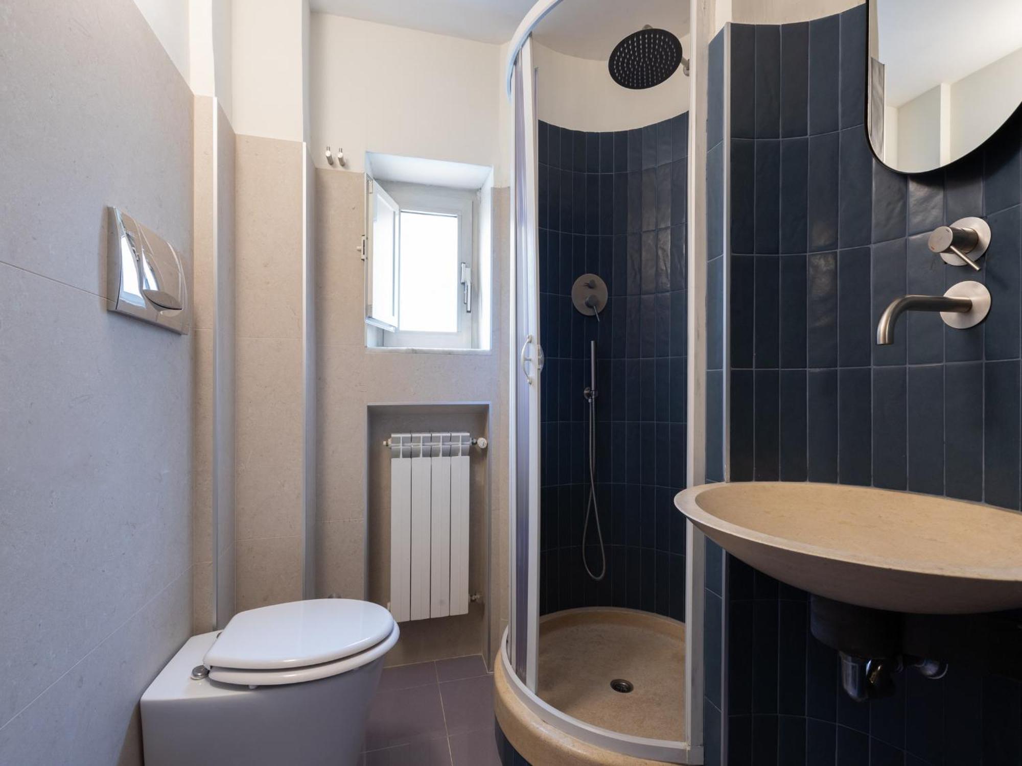 The Rent - Two-bedroom With Terrace Near Trevi Fountain * Rome