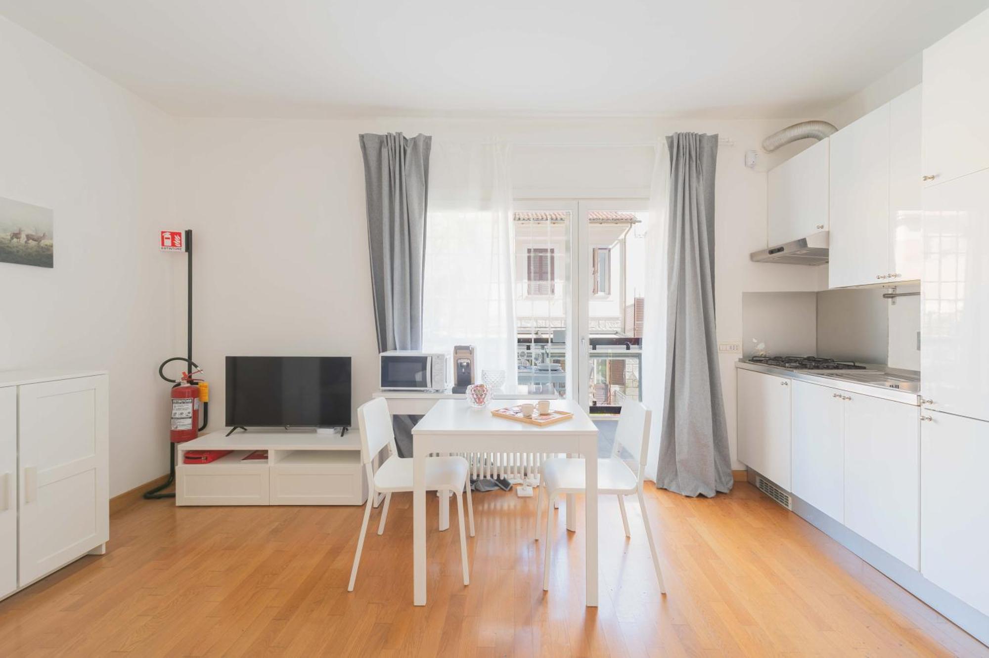 Appartement Loverhome 3 *