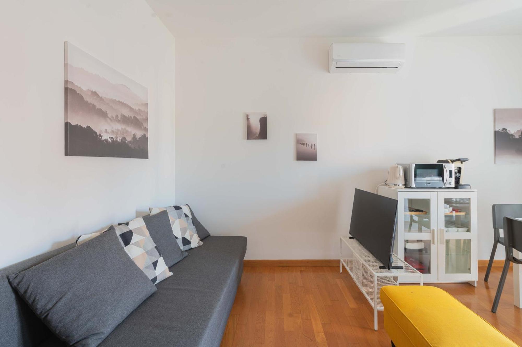 Appartement Loverhome 3 *