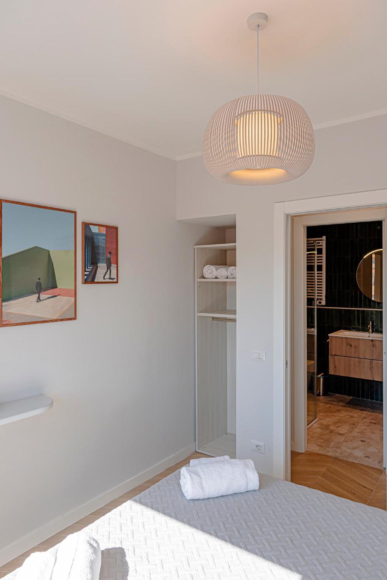 Sangio - Lovely In Apartment
