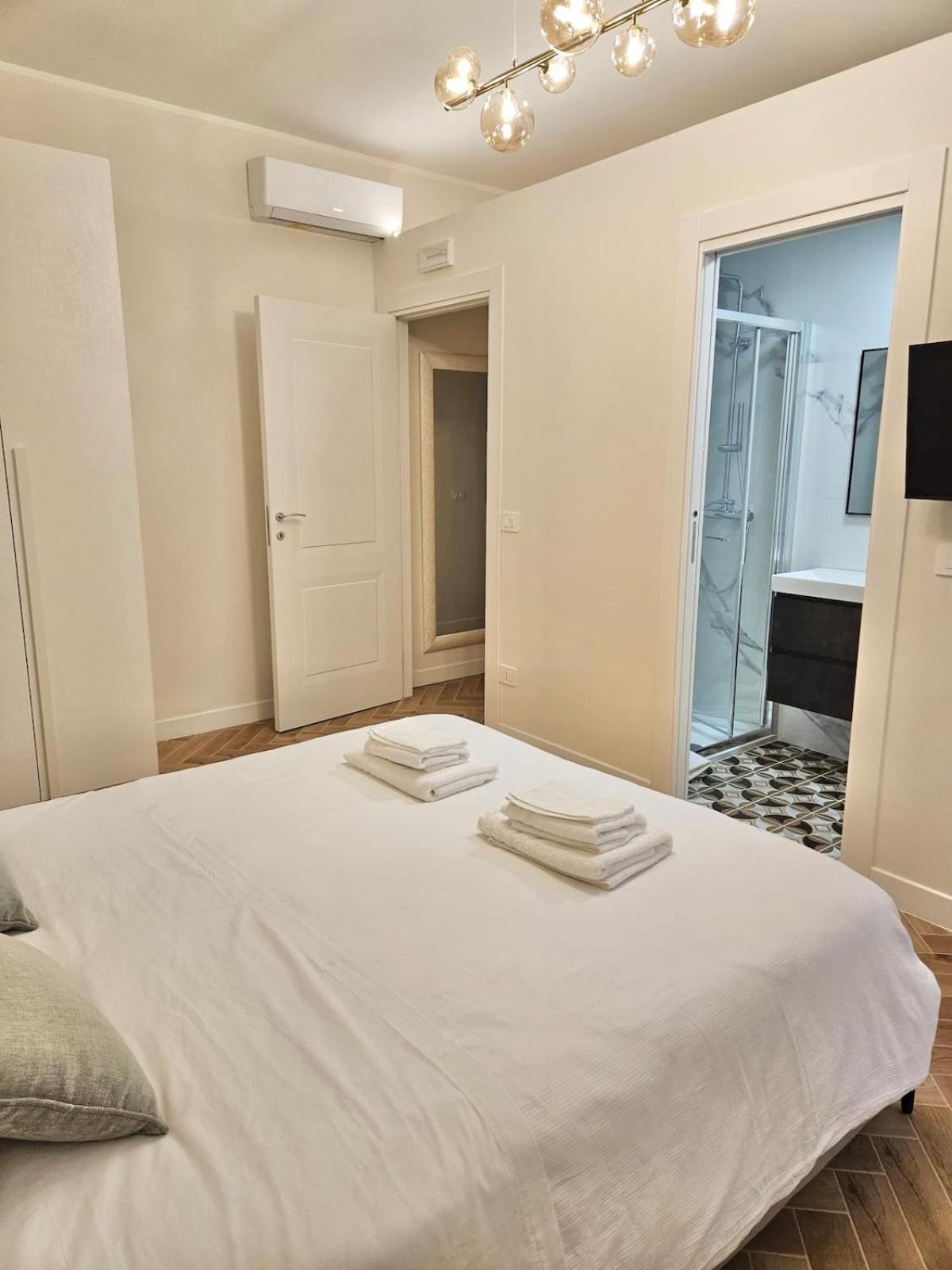 Apartment Elegant With Balcony Near The Center Rome