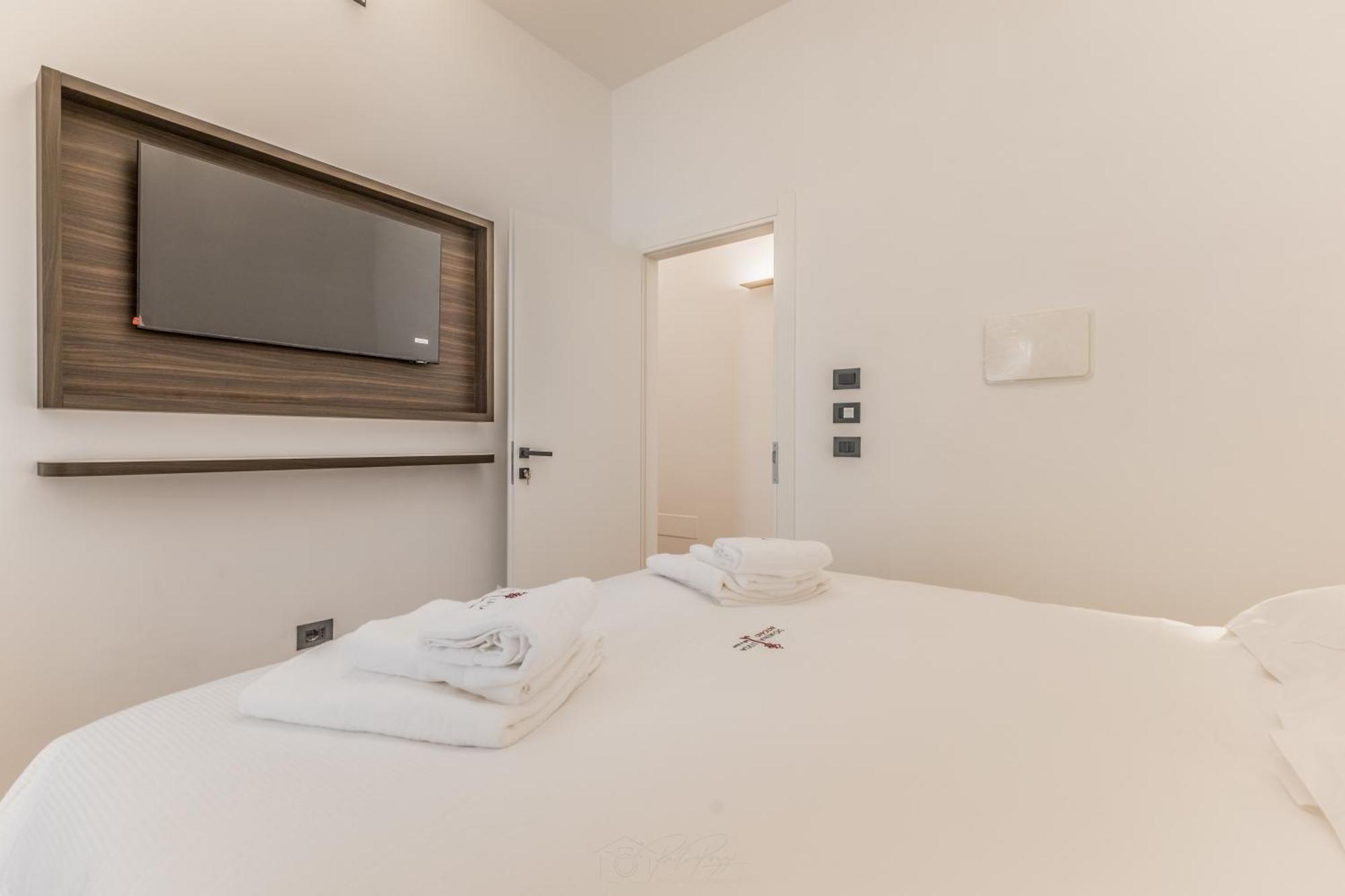 Domina Livia Vaticano - E Guest house *