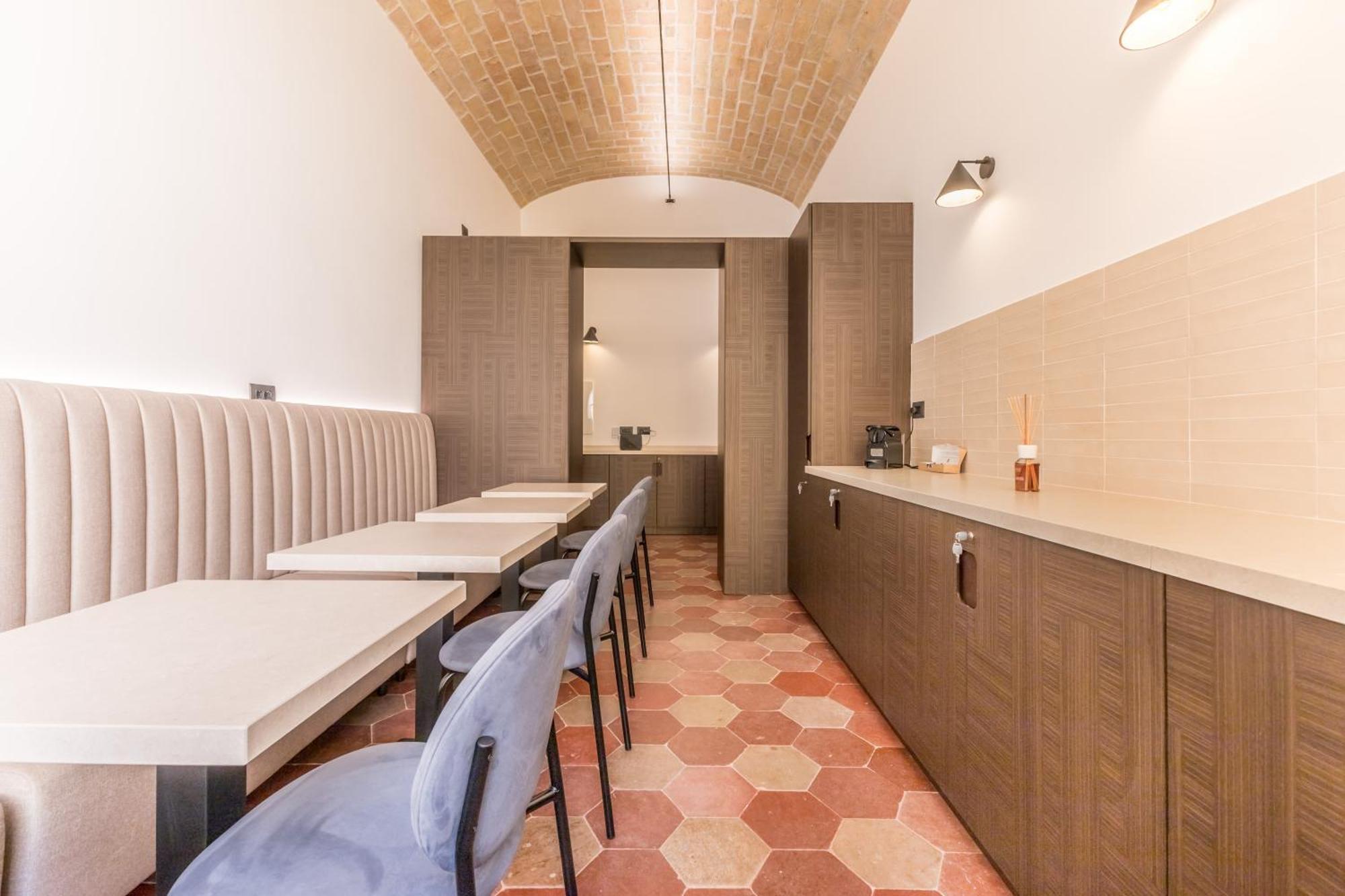 Domina Livia Vaticano - E Guest house