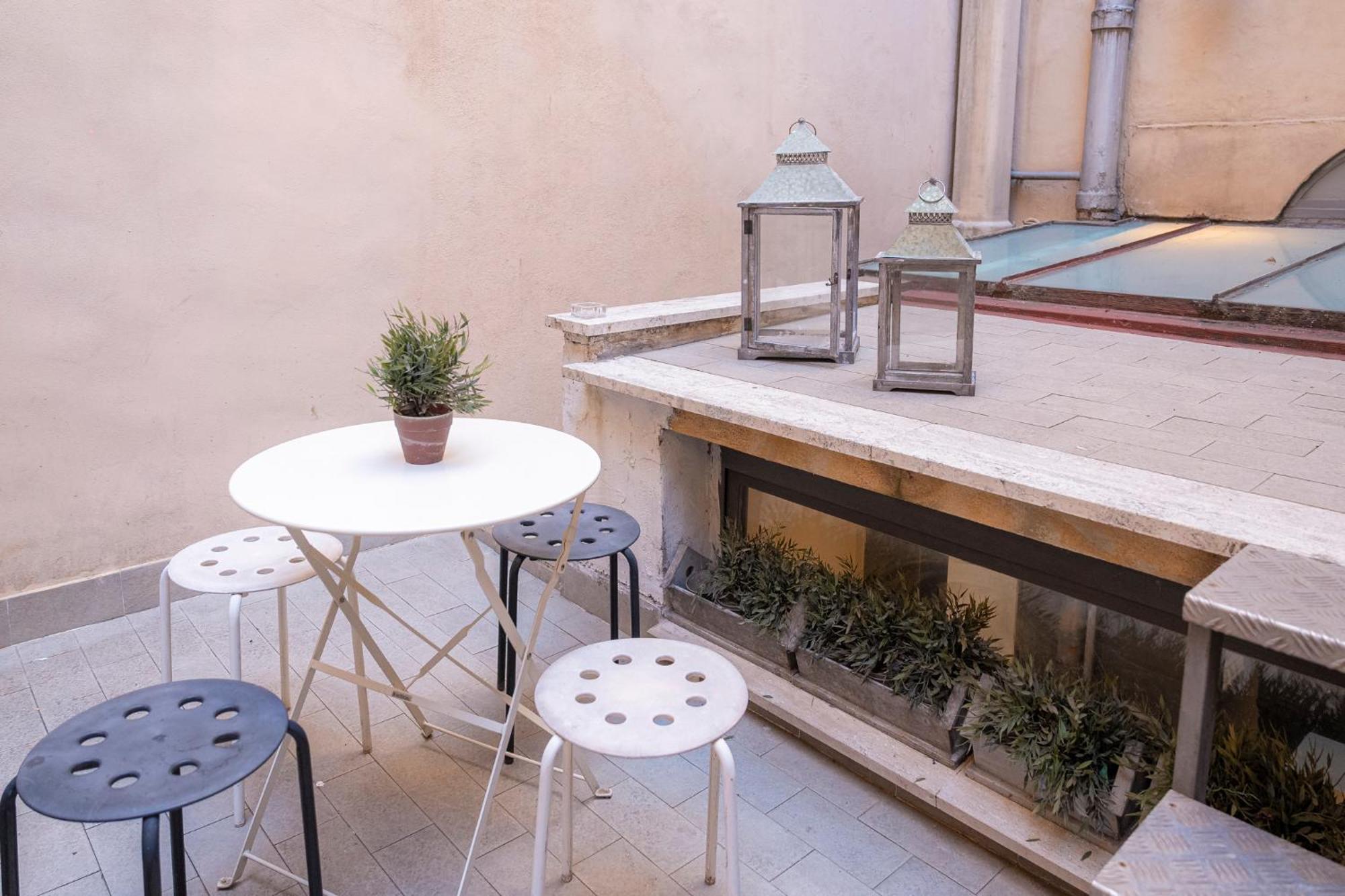 Homehouse Serpenti - Colosseum - Rione Monti Apartment Rome