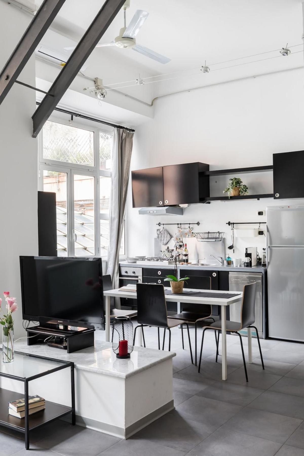 Trevi Modern Loft Apartment * Rome