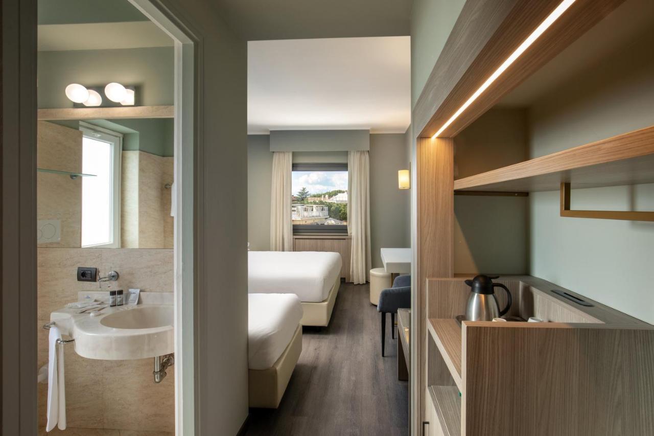 Marc'aurelio 4* Rome
