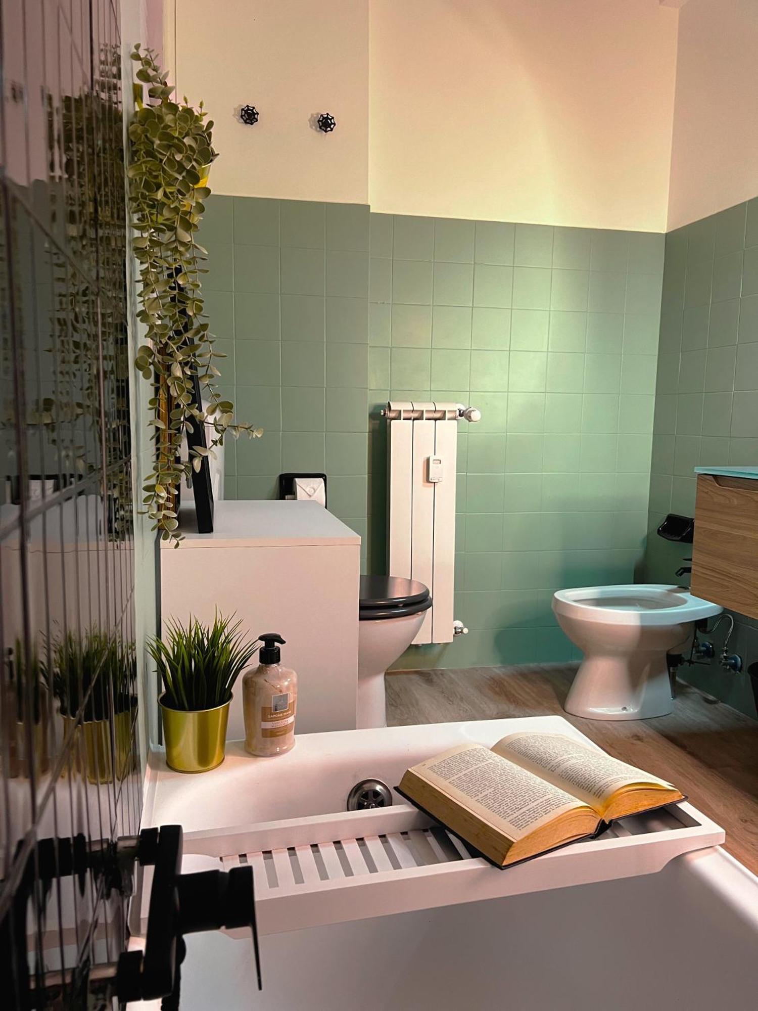 Appia Antica Apartment, Subway, 12 Stops Vatican, Comfort, Balcony Rome