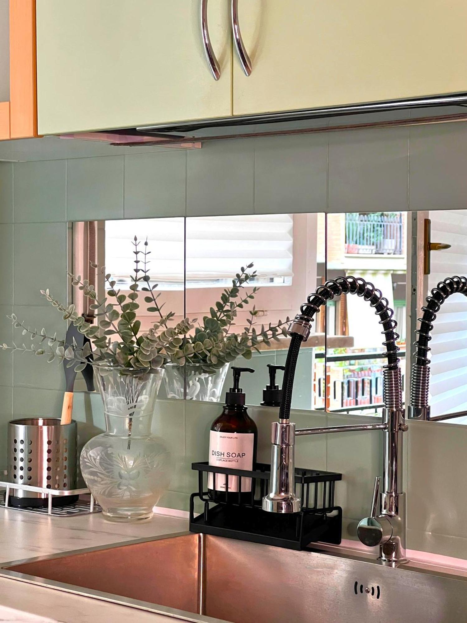 Appia Antica Apartment, Subway, 12 Stops Vatican, Comfort, Balcony Apartment