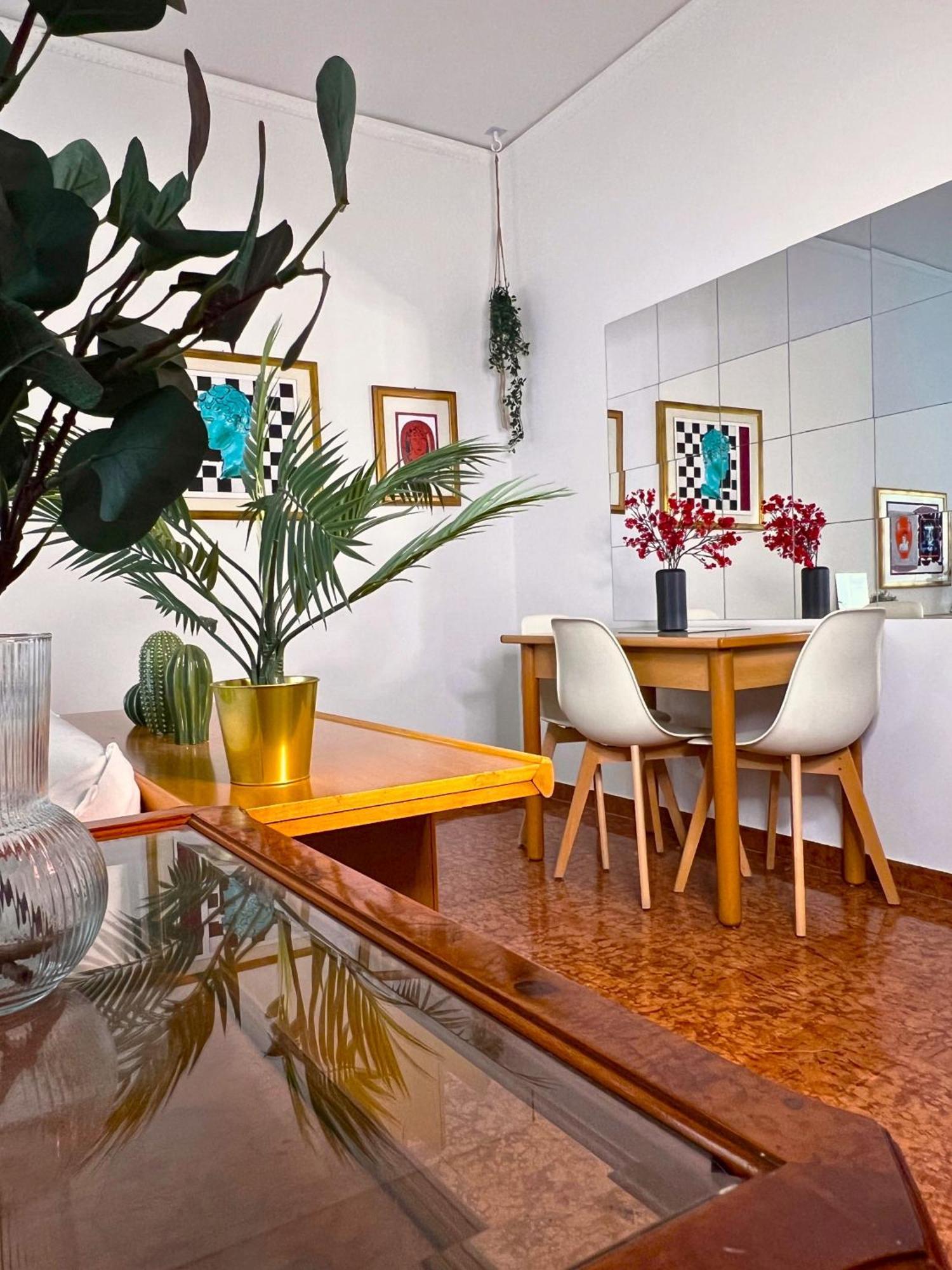 Appia Antica Apartment, Subway, 12 Stops Vatican, Comfort, Balcony