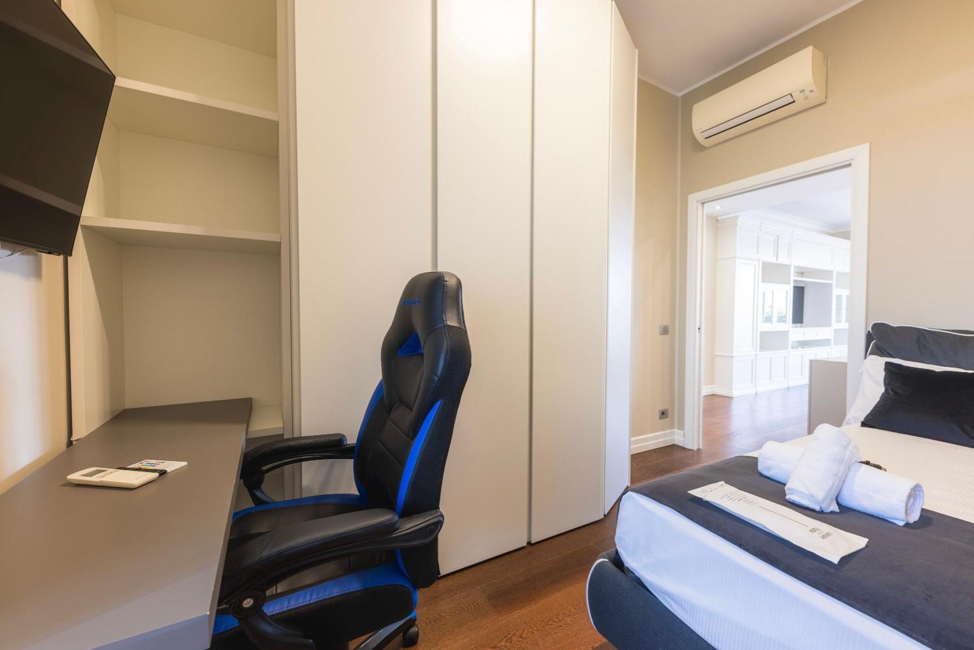 Apartment Vivilo Collection - Magna Grecia 29 View Rome