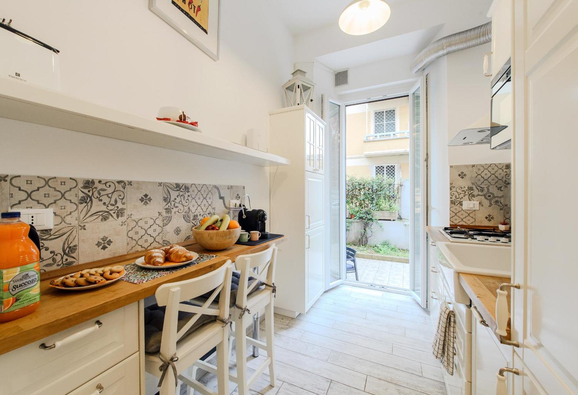 Toto Vatican Apartment