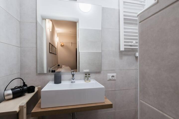 Iflat Pantheon Cozy Appartement