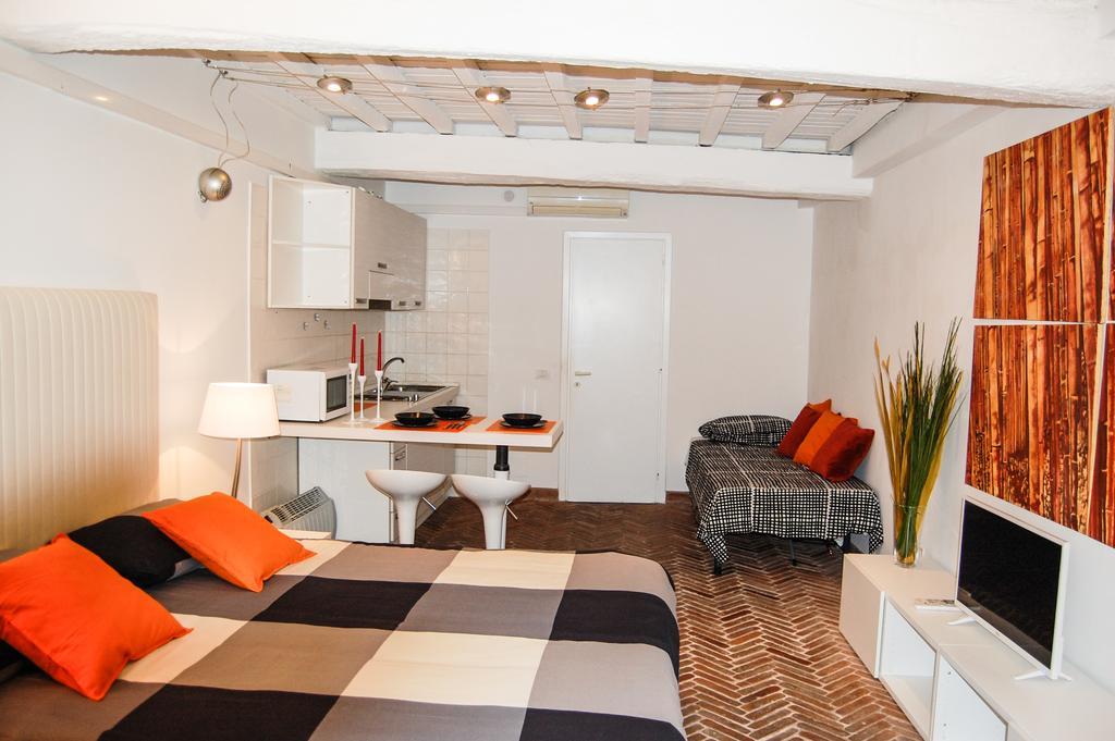 Bernini Apartment