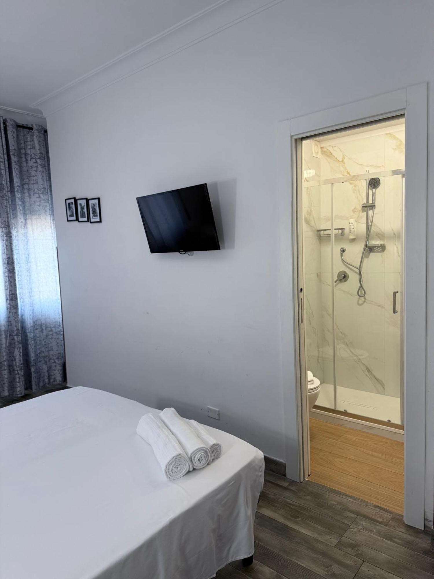 Tiburtina Holiday Guest house