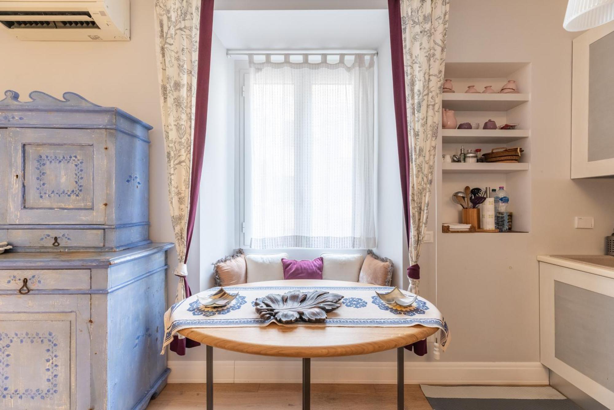 La Casa Di Nina In Via Veneto Apartment *