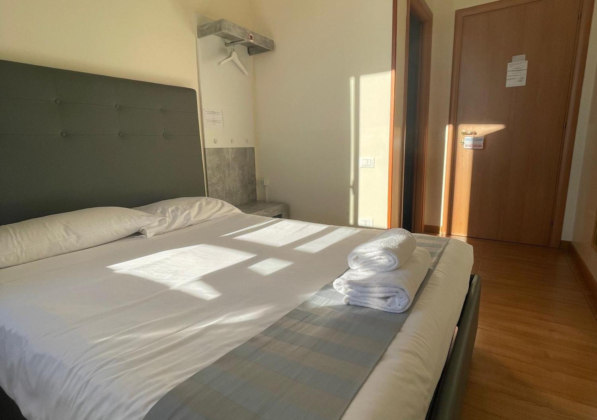 Bon Ton Design By Dot Guest house Rome