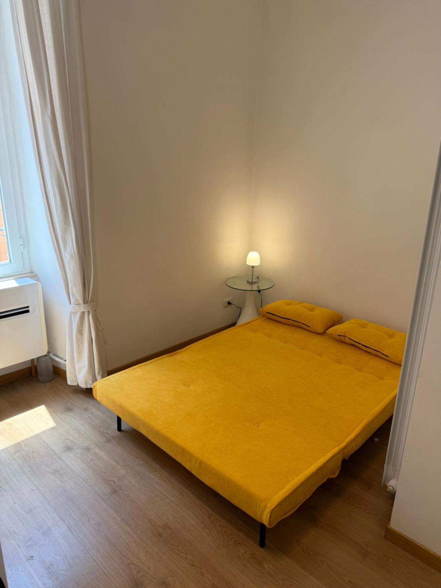 Latini 76 * Rome