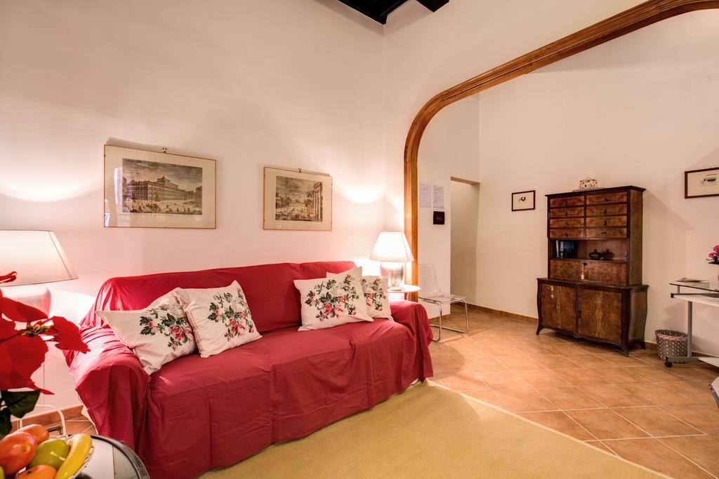 Apartment Navona Flowers Rome