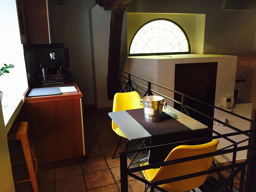 Apartment Home2rome - Trastevere *