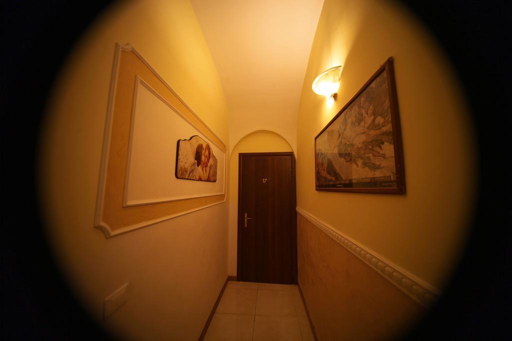 Guest house Pink Floyd 3*