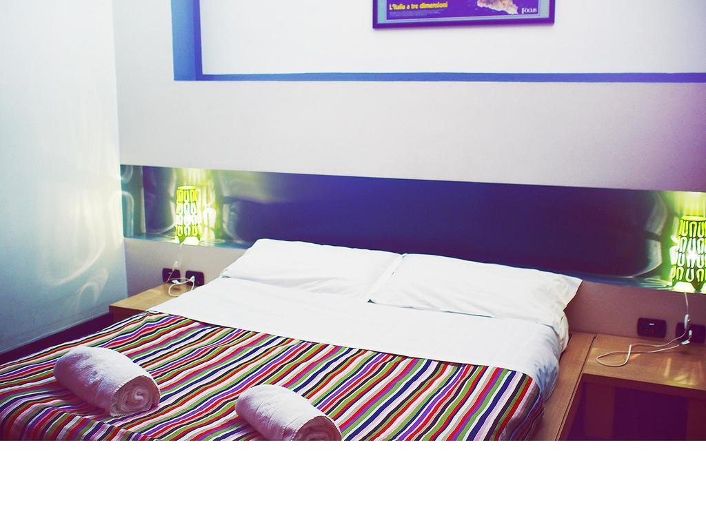 M&j Place Hostel Rome