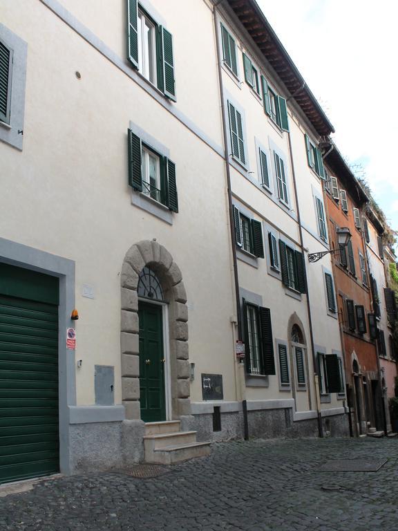 Hella Ibernesi 23 Fori Imperiali Inn, New Gestion! Rome
