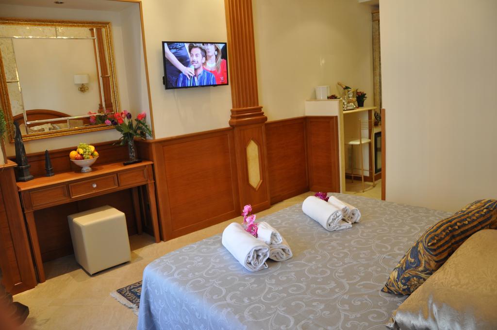 Imperial Crown Appartement *