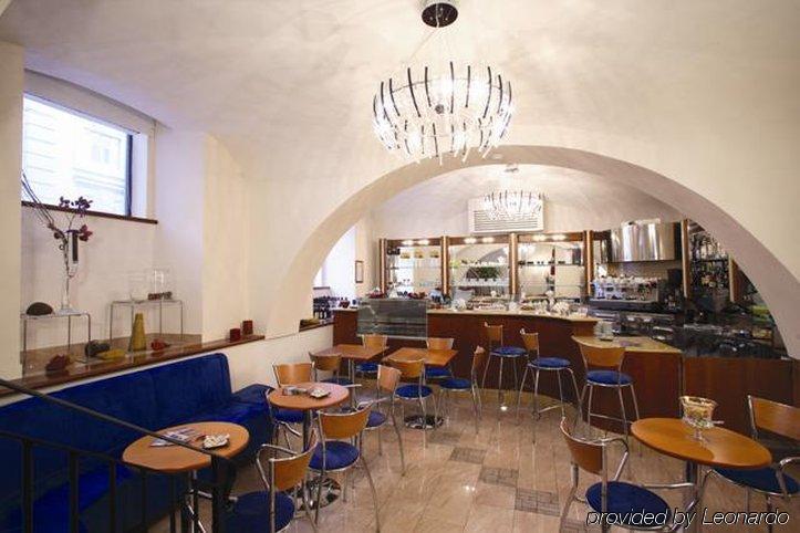 Priscilla Hotel