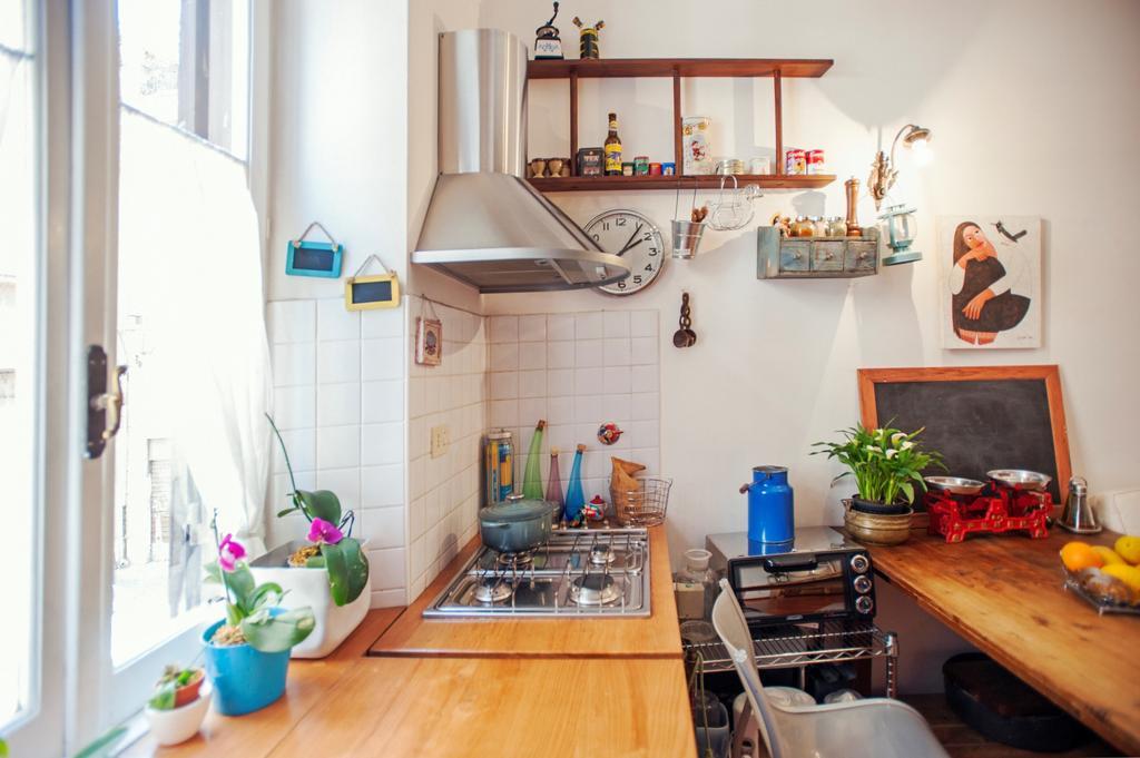 A Secret Corner Apartment *