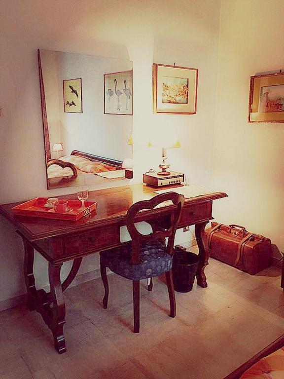 Serafini Couette-café Rome