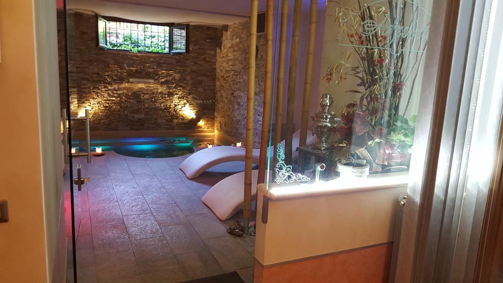 Aurelia Garden Gold Acomodação com café da manhã 