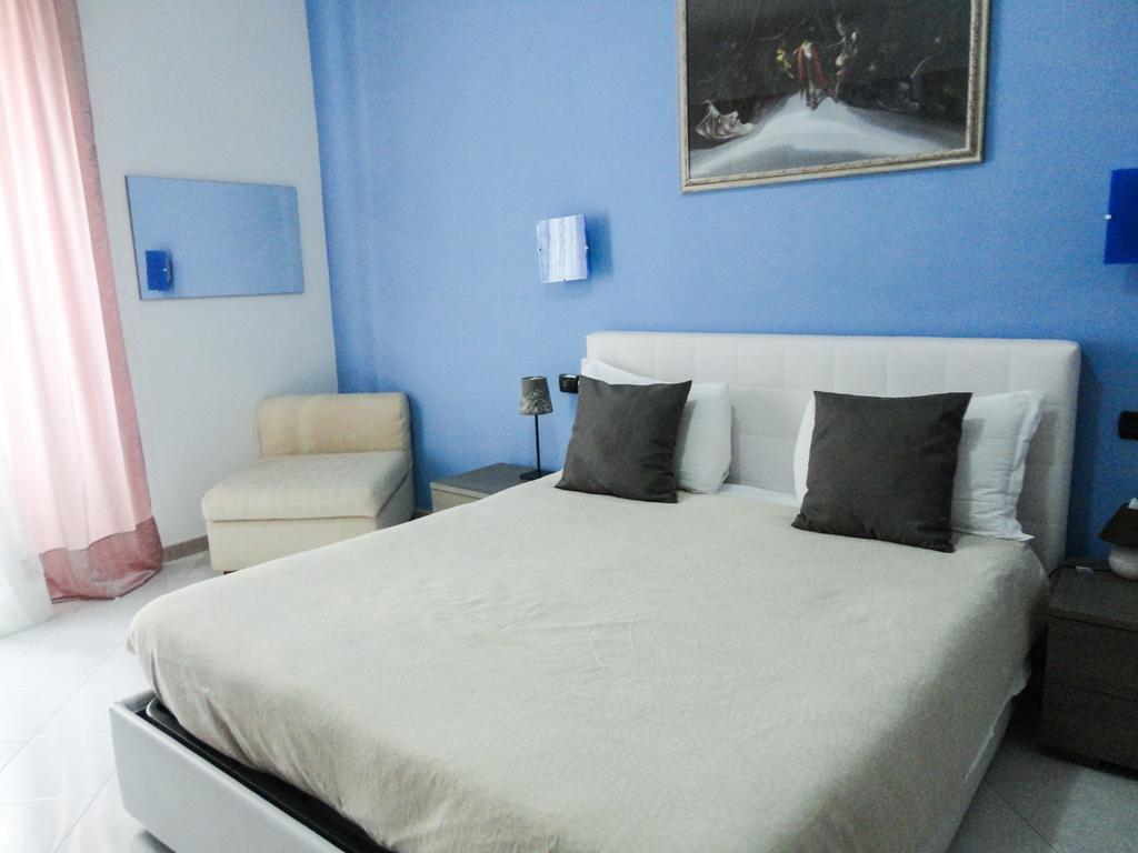 Suites Holiday Rooms * Rome