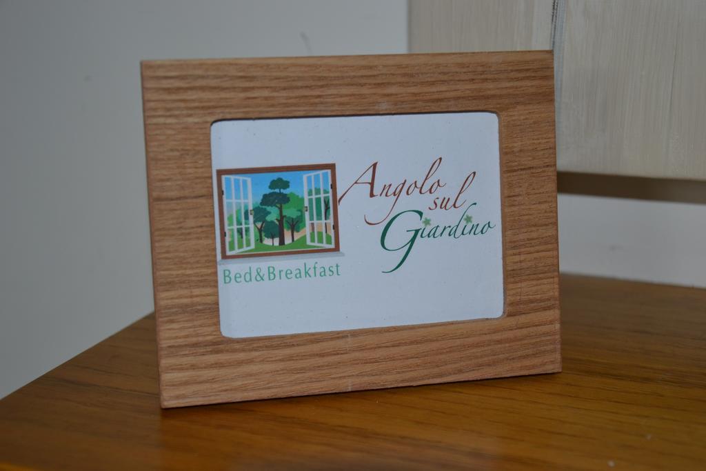Angolo Sul Giardino Couette-café *