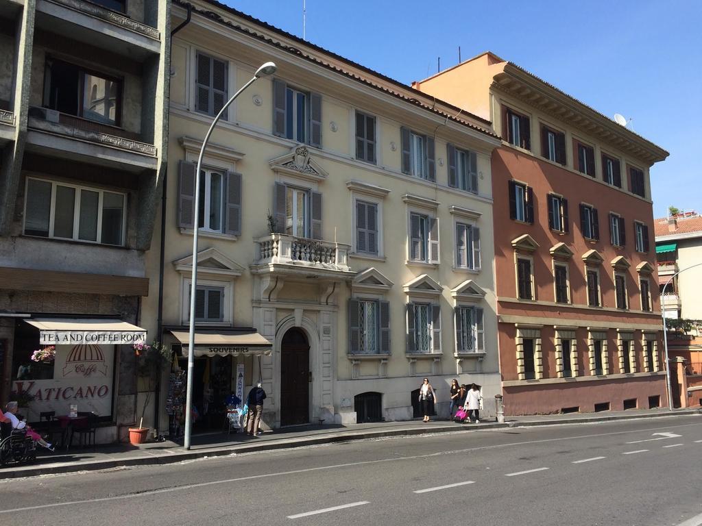 Guest house 102 Vaticano 2*